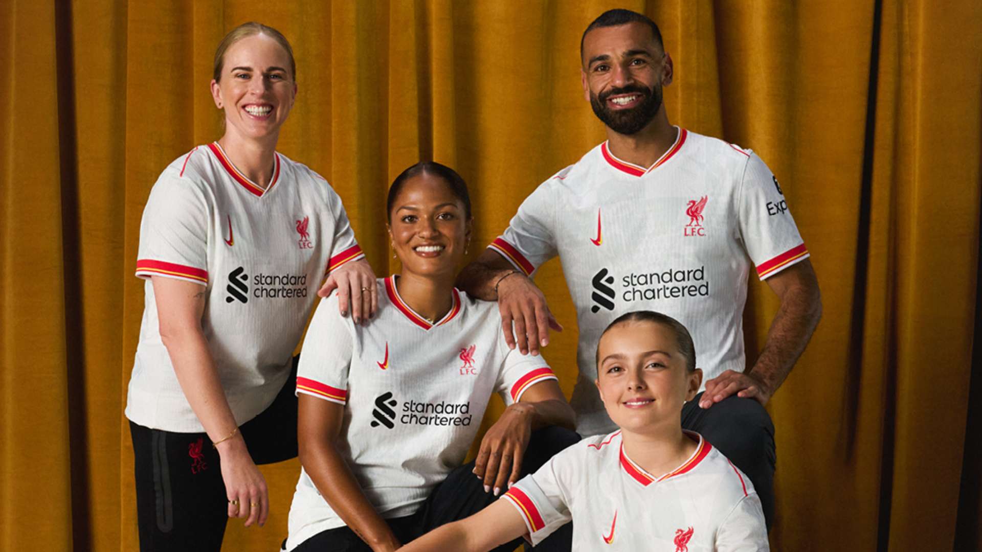 他的到来使 他的到来使